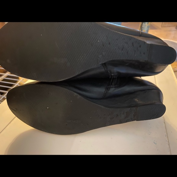 VERY WELL LOVED BOOTS - VERY LOW PRICES - Picture 3 of 16